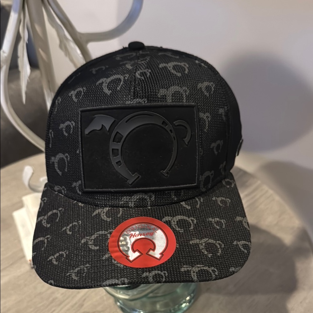 Horsey Cap Domino Cork visor front has small logos black mesh adjustable strap